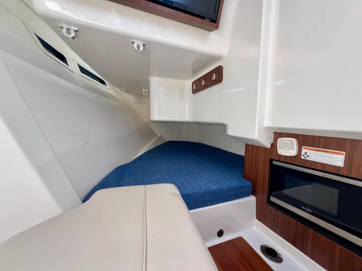 Oh Shelia Yacht Photos Pics 