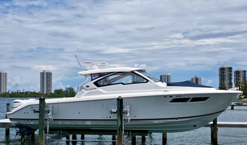 Oh Shelia Yacht Photos Pics 