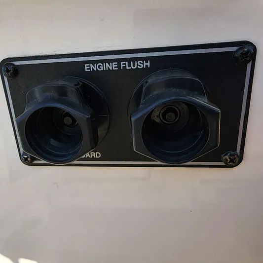 Liquid Asset Yacht Photos Pics 2022 Grady-White 326 CANYON engine flush ports