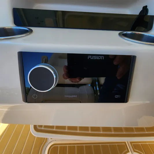 Liquid Asset Yacht Photos Pics 