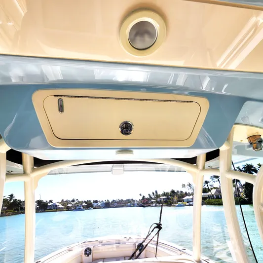 Liquid Asset Yacht Photos Pics 