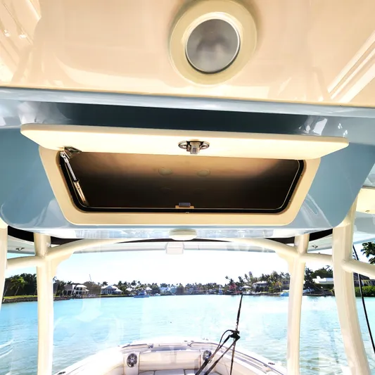 Liquid Asset Yacht Photos Pics 