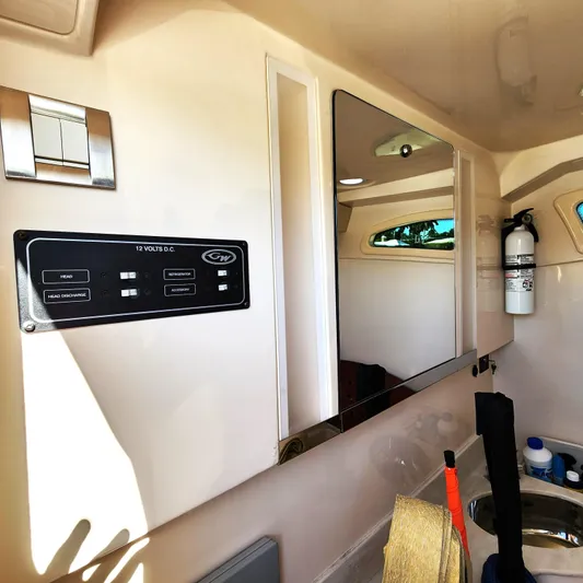 Liquid Asset Yacht Photos Pics 