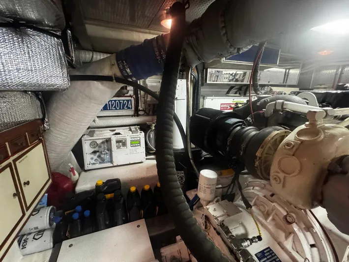 Damn Nancy Yacht Photos Pics Engine Room Looking Port