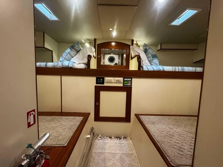 Damn Nancy Yacht Photos Pics Crew Quarters Looking Aft