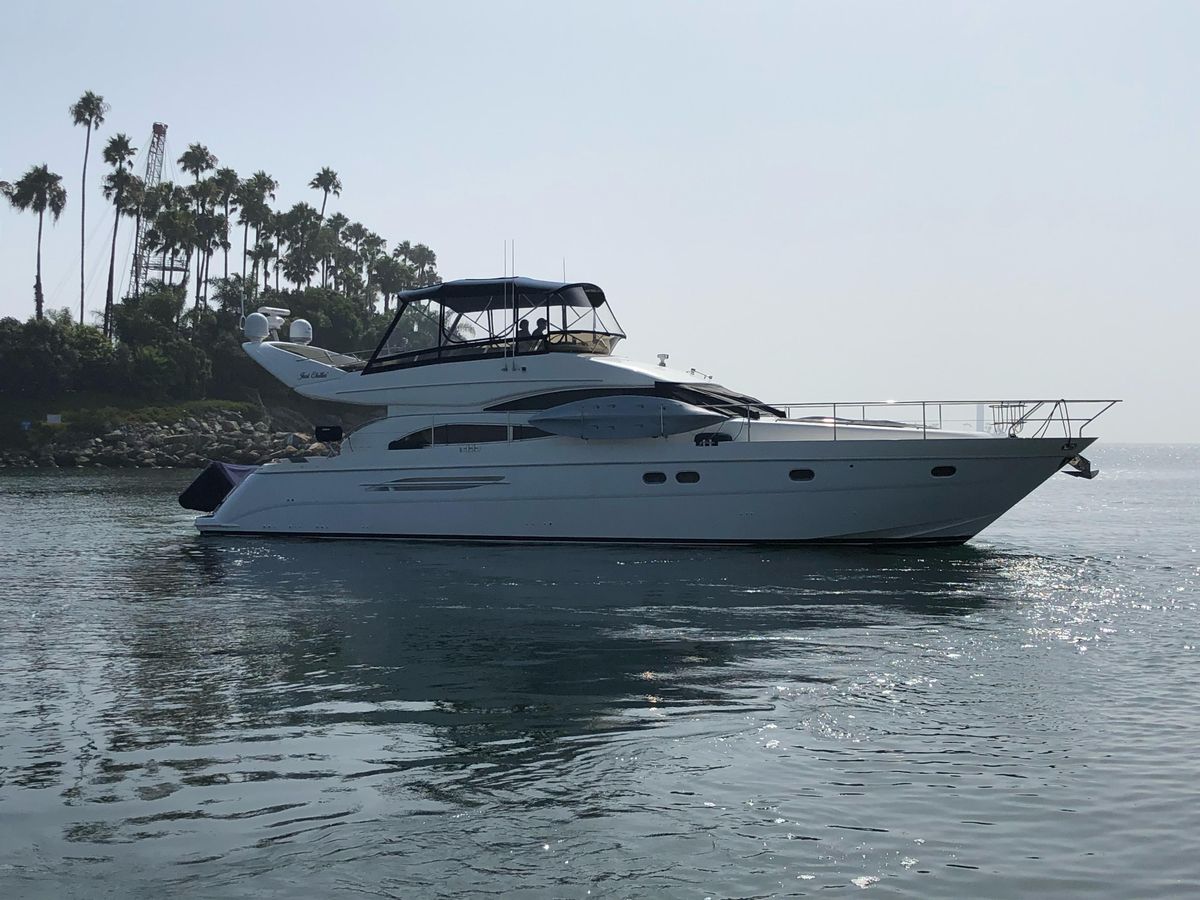 2006 Viking Princess 61 