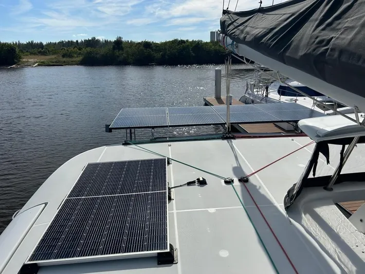 2 Black Sheep Yacht Photos Pics 