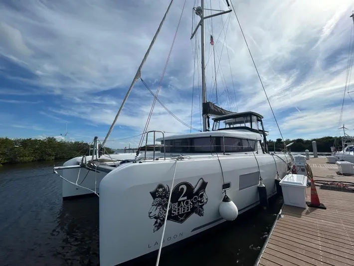 2 Black Sheep Yacht Photos Pics 