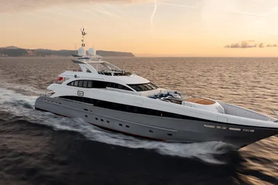Heesen 4400 Aluminium