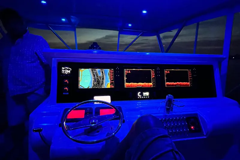 Deal Maker Yacht Photos Pics 