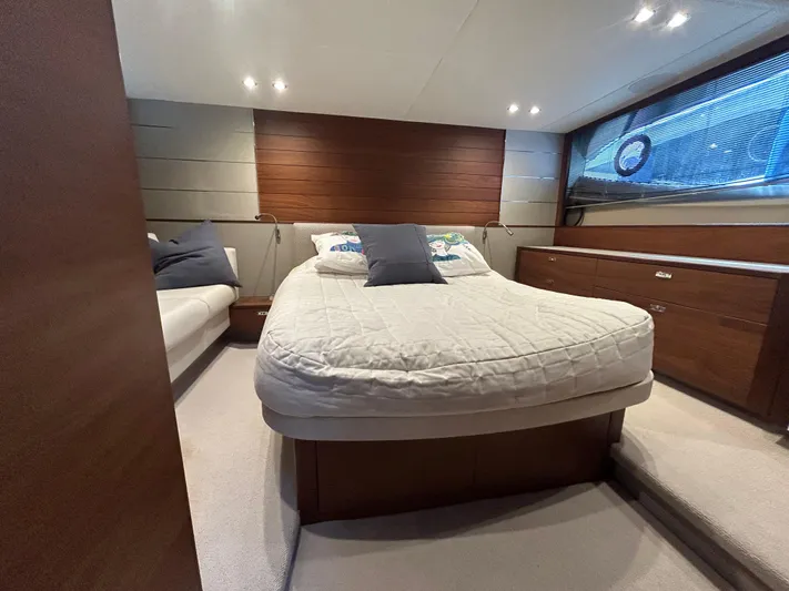  Yacht Photos Pics Princess V50