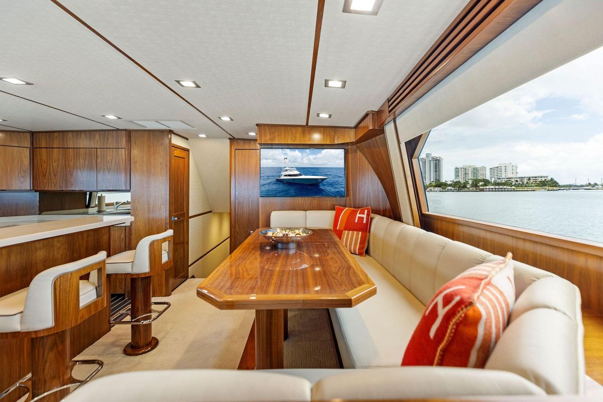 2018 Viking 80 