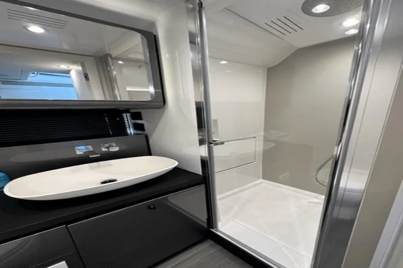 Boobooss Yacht Photos Pics 