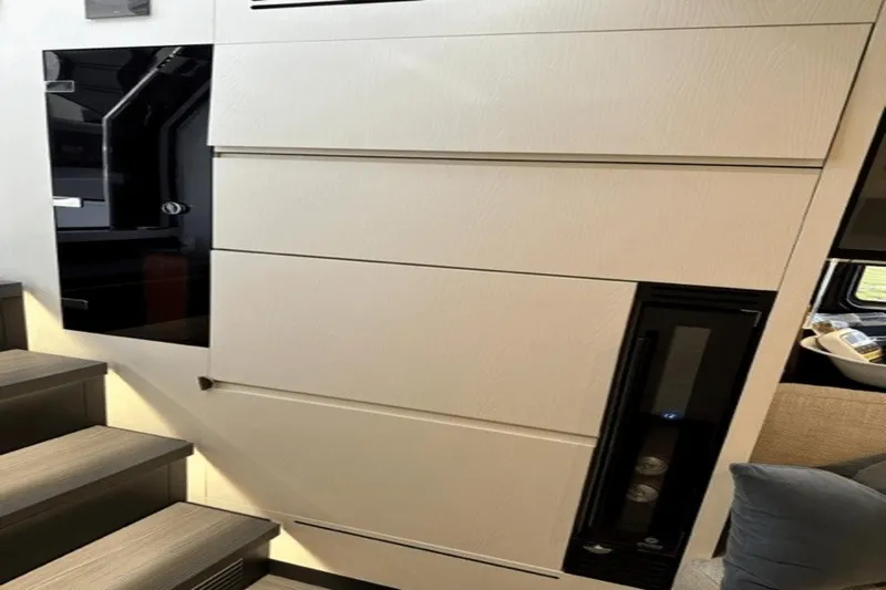 Boobooss Yacht Photos Pics 