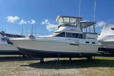 Silverton 34 Motor Yacht
