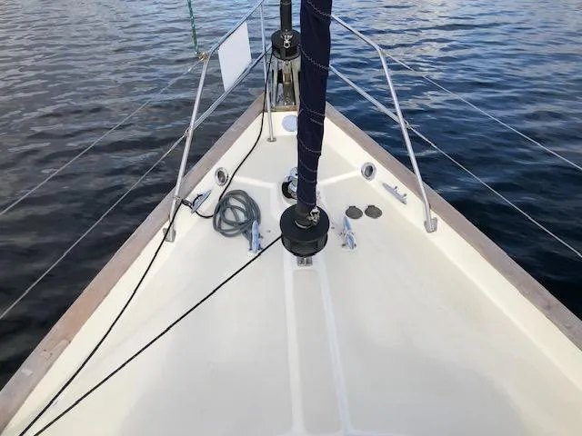 Scarlet B Yacht Photos Pics Fore deck