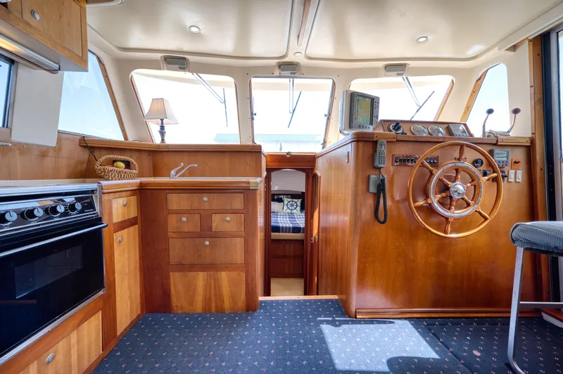 Recess Yacht Photos Pics 