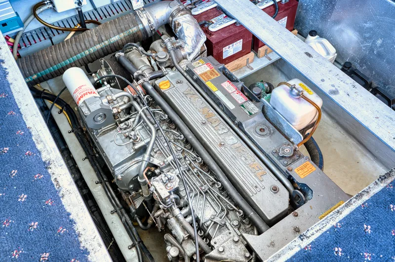 Recess Yacht Photos Pics 