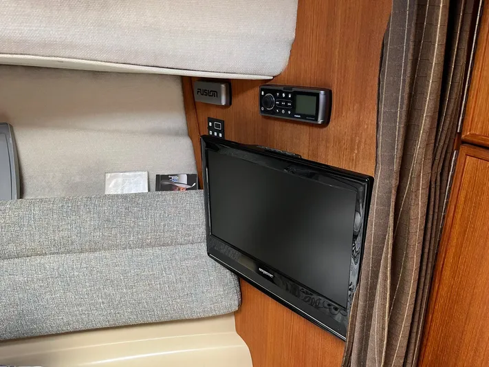  Yacht Photos Pics Interior of 2012 Ranger Tugs R-29 with TV and audio system.