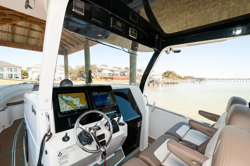 Yolo 2 Yacht Photos Pics 2015 Edgewater 368 CC- YOLO 2- Helm