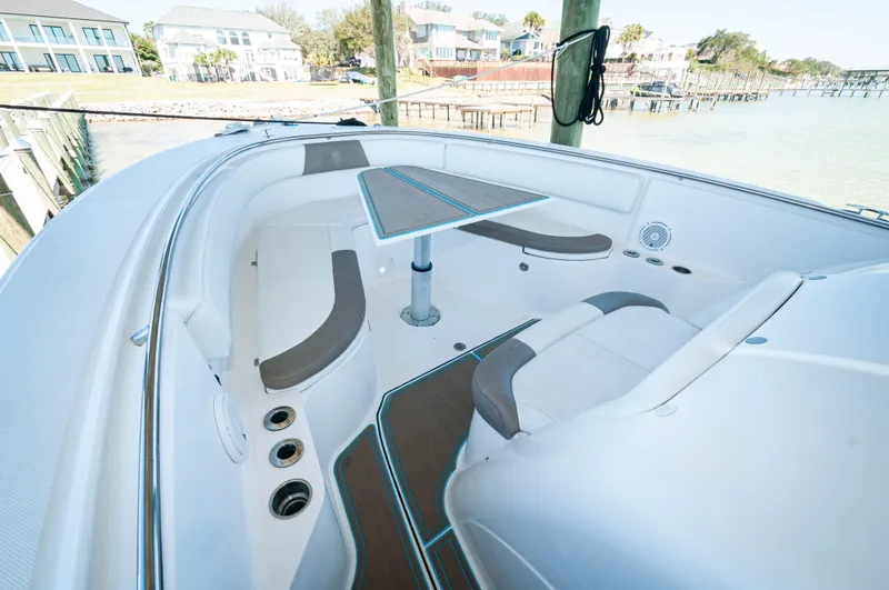 Yolo 2 Yacht Photos Pics 2015 Edgewater 368 CC- YOLO 2- Bow 2