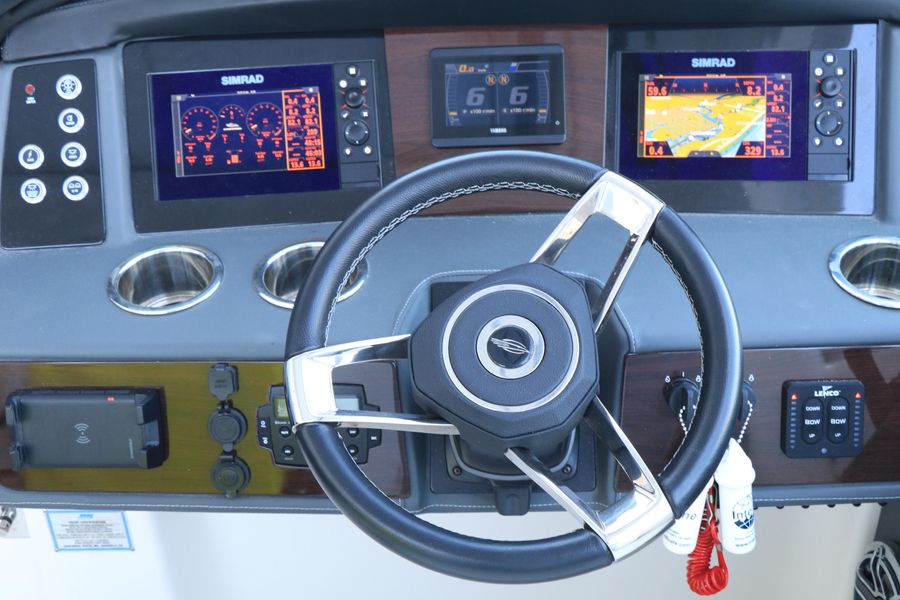 2022 Chaparral 280 OSX