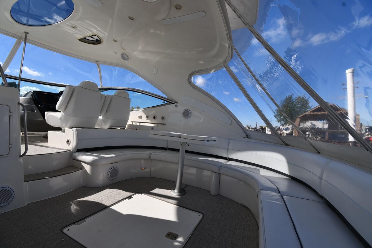 2005 Cruisers Yachts 50 