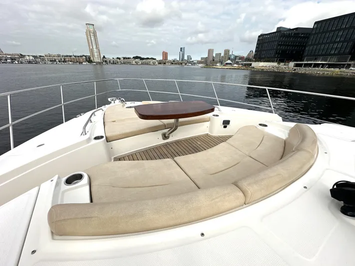  Yacht Photos Pics 2016 Sea Ray L650 Fly