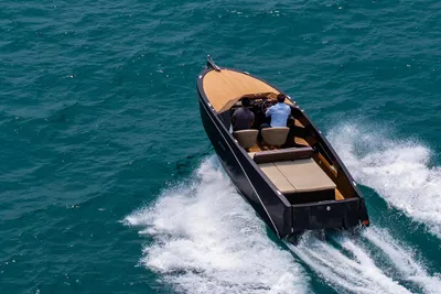 Ganz Boats Ovation 6.8