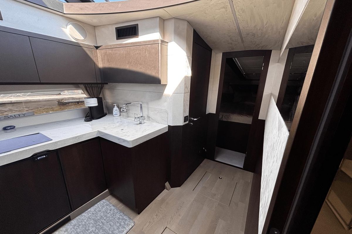 2021 Galeon 44 