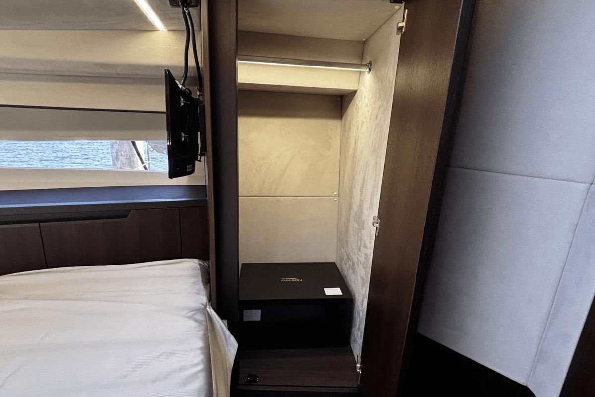 2021 Galeon 44 