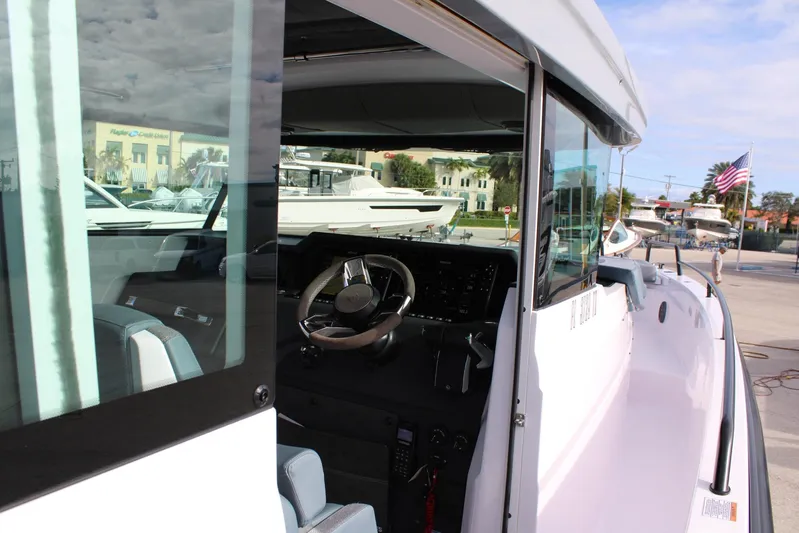  Yacht Photos Pics Axopar 37 - Exterior
