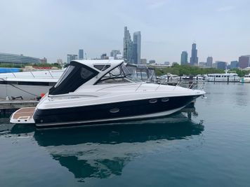 Regal 3760 Sportyacht