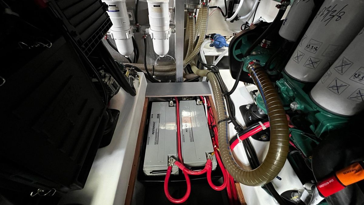 2020 Beneteau 44 