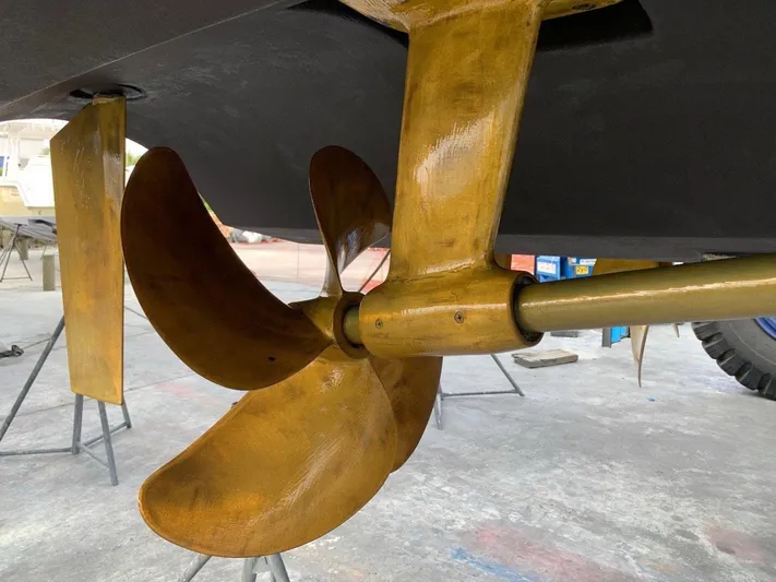 Libertad Yacht Photos Pics 