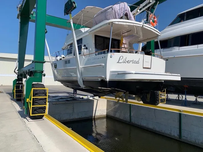 Libertad Yacht Photos Pics 