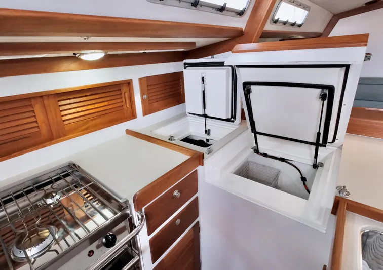 Sugar Yacht Photos Pics Galley