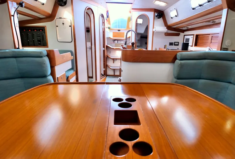 Sugar Yacht Photos Pics Dinette