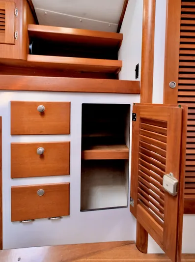 Sugar Yacht Photos Pics 