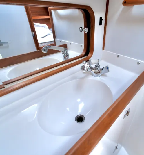 Sugar Yacht Photos Pics 