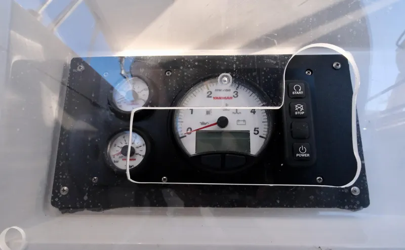 Sugar Yacht Photos Pics Engine Controls