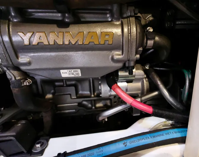 Sugar Yacht Photos Pics 