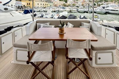 Yacht