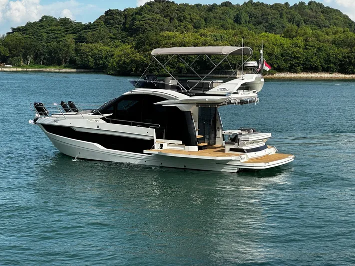 Grit Yacht Photos Pics 