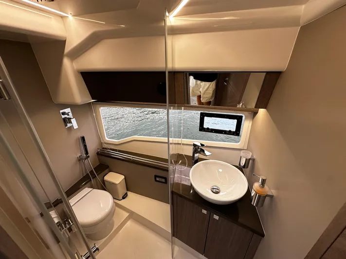 Grit Yacht Photos Pics 