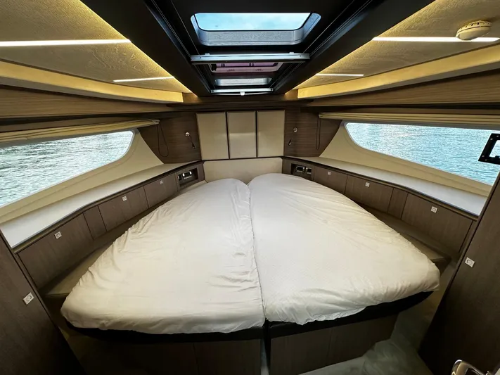 Grit Yacht Photos Pics 