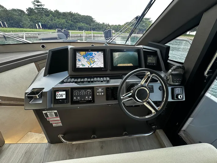 Grit Yacht Photos Pics 