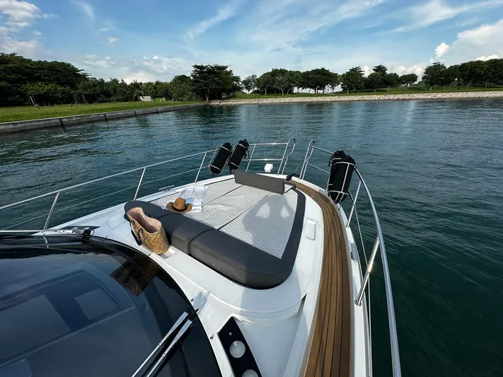 Grit Yacht Photos Pics 