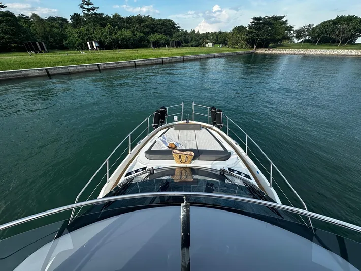 Grit Yacht Photos Pics 