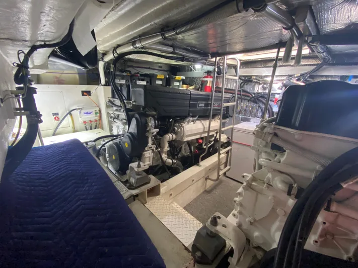 Off Line Yacht Photos Pics 